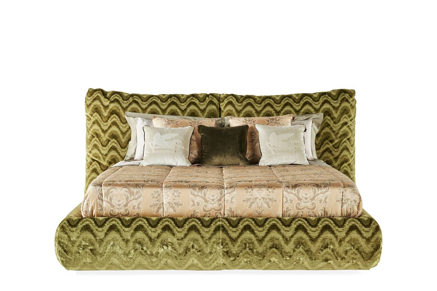 EHI_CUSHY_bed_T.CUSBD01FFFBB_2024_01.jpg