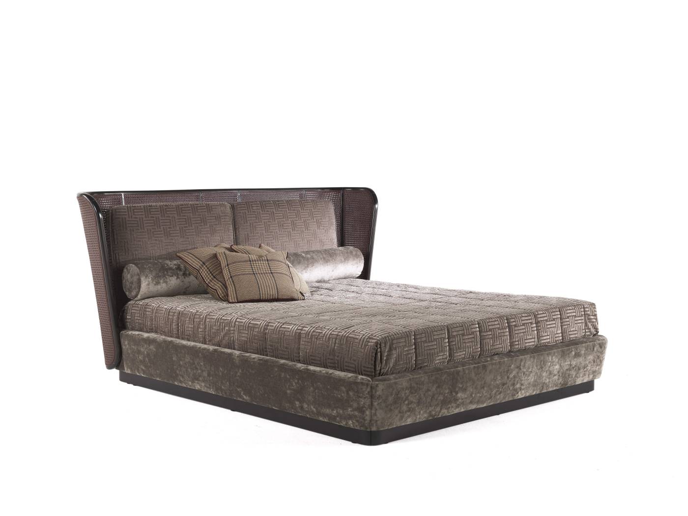 ETRO HOME INTERIORS_CARAL_bed_02.jpg