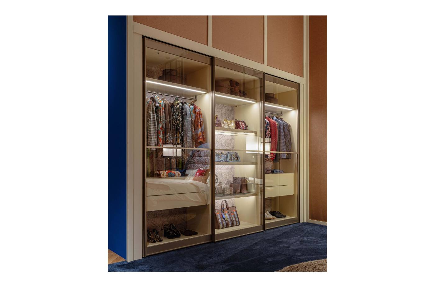 EHI_VESTIAIRE_wardrobe_T.VESNS02DXXXX_2026_01.jpg