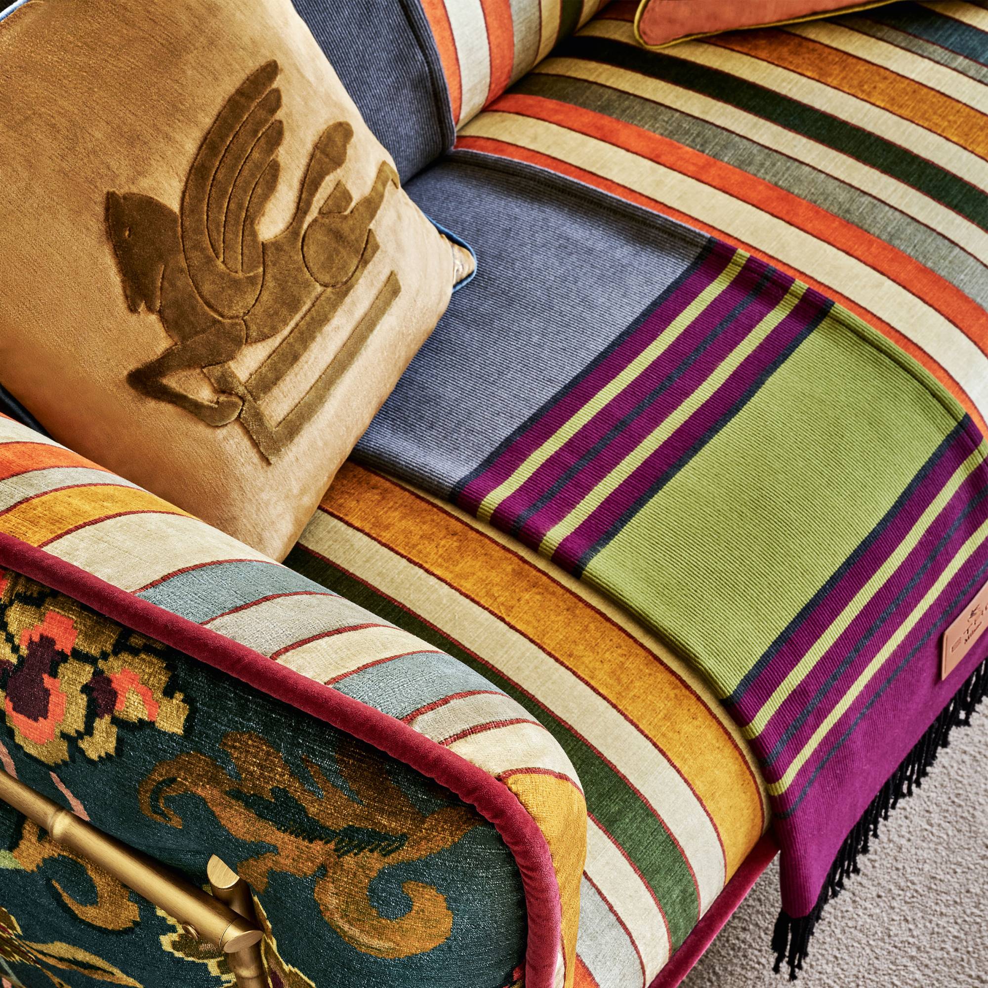 EHI_Living-Lore_Catalogue2025_41