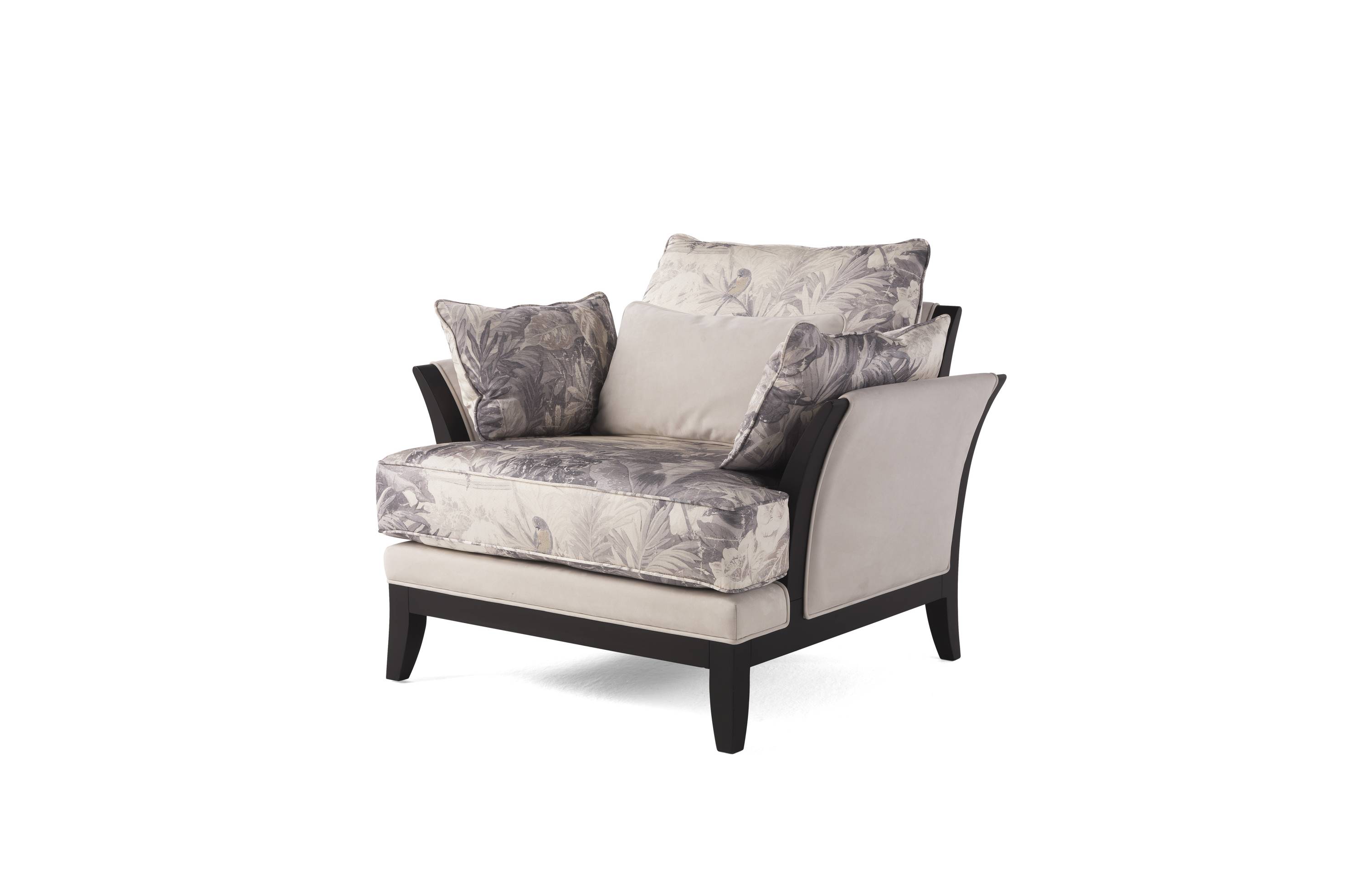 ETRO HOME INTERIORS_CEYLON_armchair_02.jpg