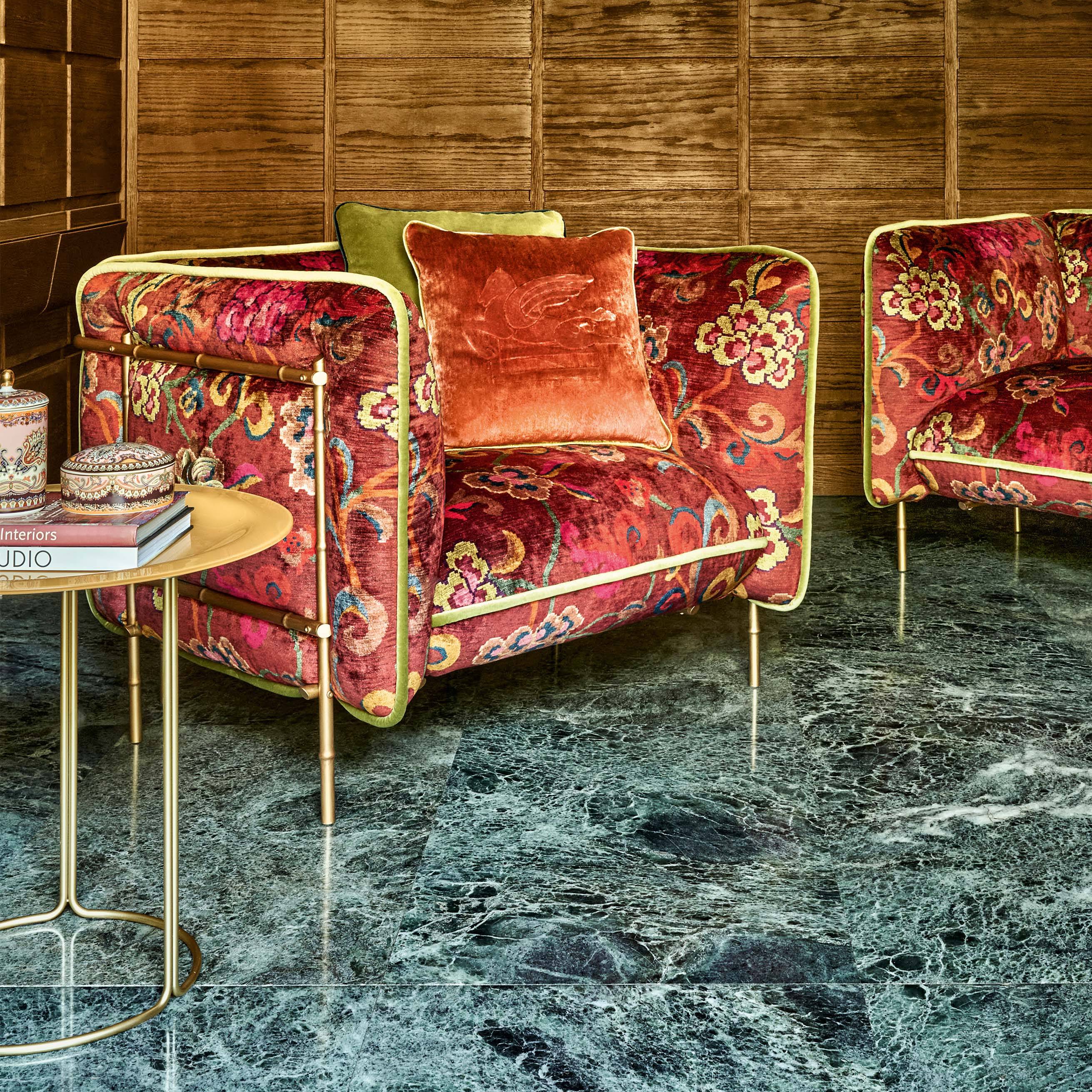 EHI_Living-Lore_Catalogue2025_32