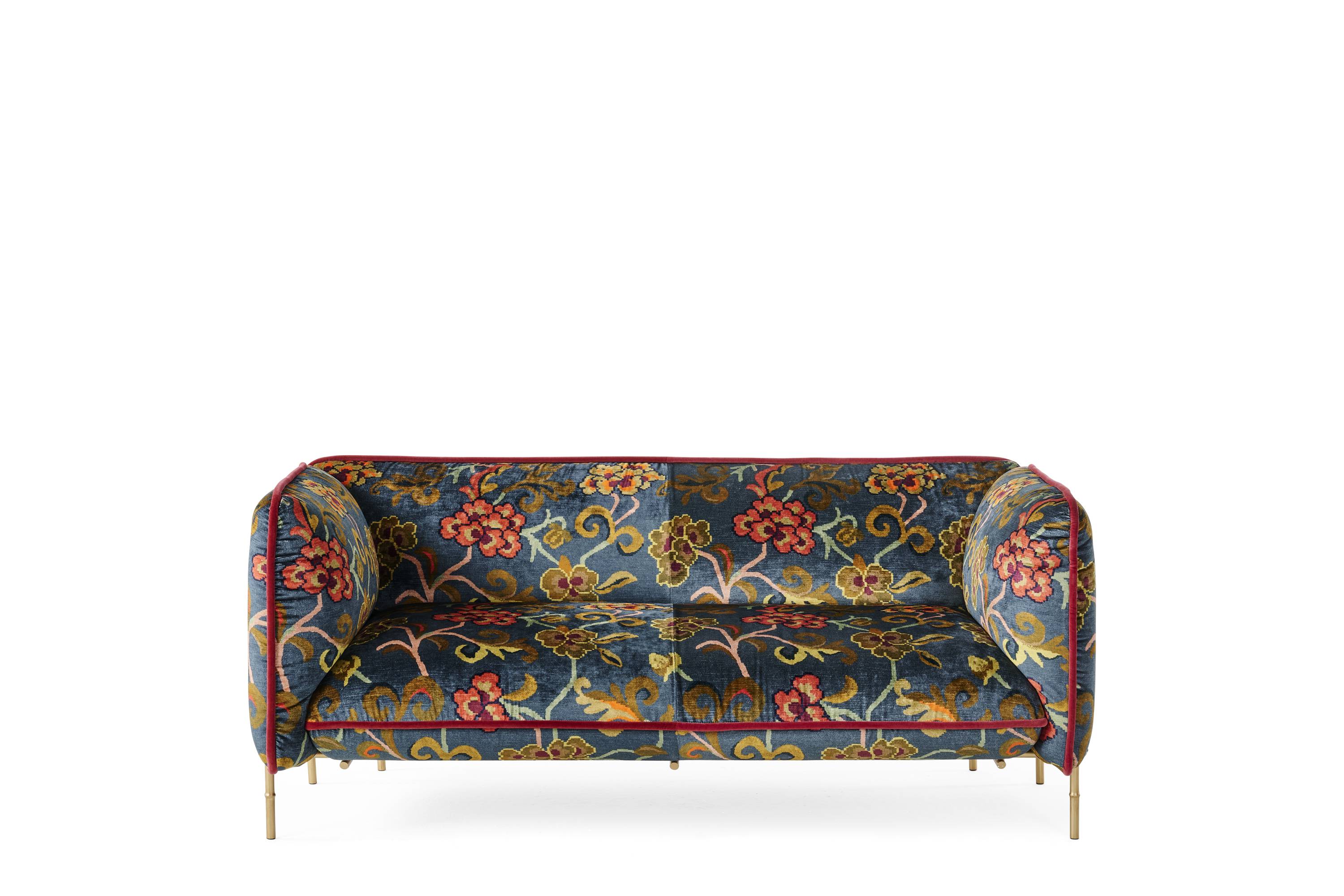 EHI_REED_2-seater-sofa_T.REESA02AFFBB_2025_01.jpg