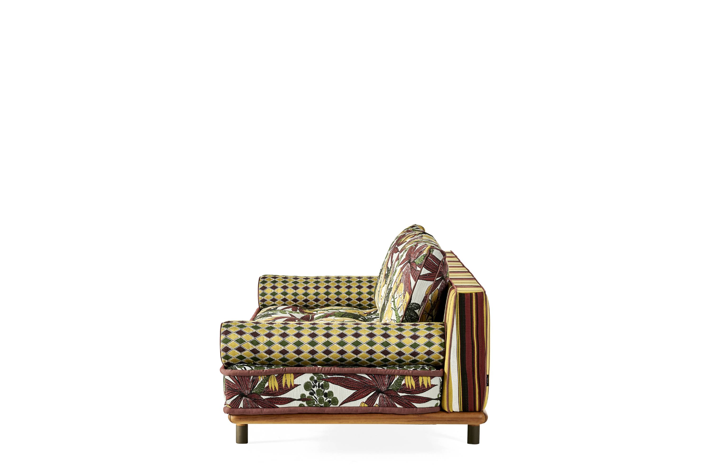 EHI_WOODSTOCK_3-seater-sofa_T.WOOOL04BZZCC_2025_04.jpg