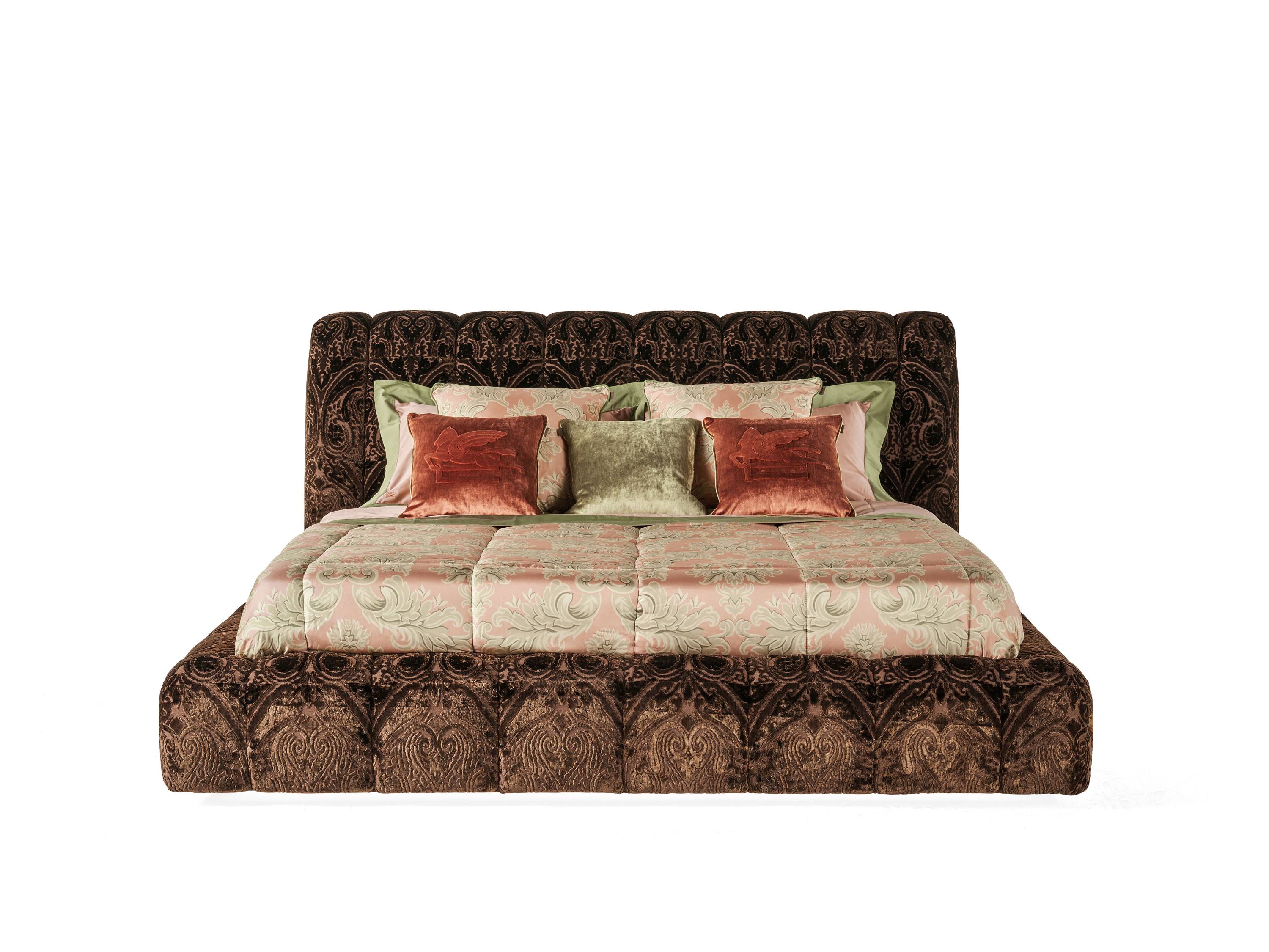 ETRO HOME INTERIORS_QUILTANA_bed_01.jpg