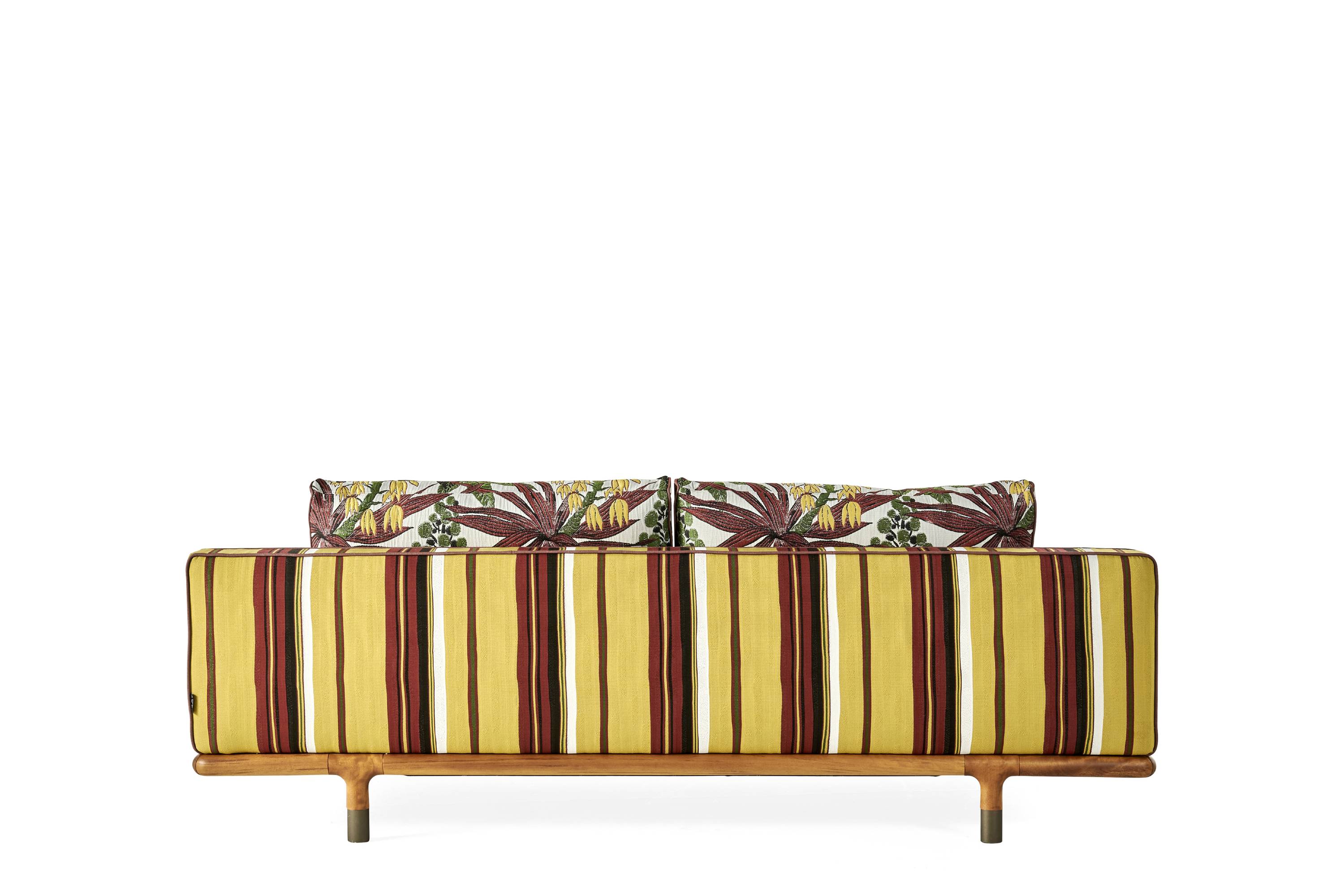 EHI_WOODSTOCK_3-seater-sofa_T.WOOOL04BZZCC_2025_05.jpg