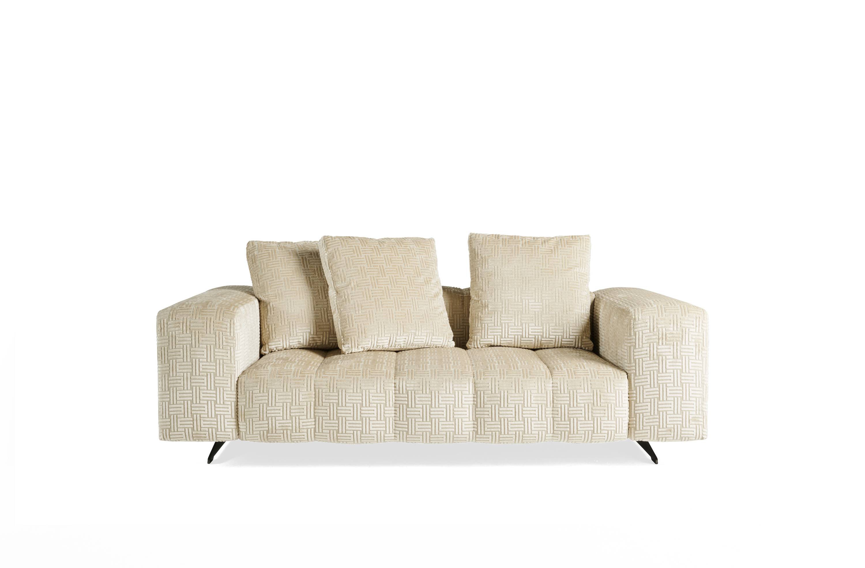 ETRO HOME INTERIORS_RATIO2_sofa_01.jpg