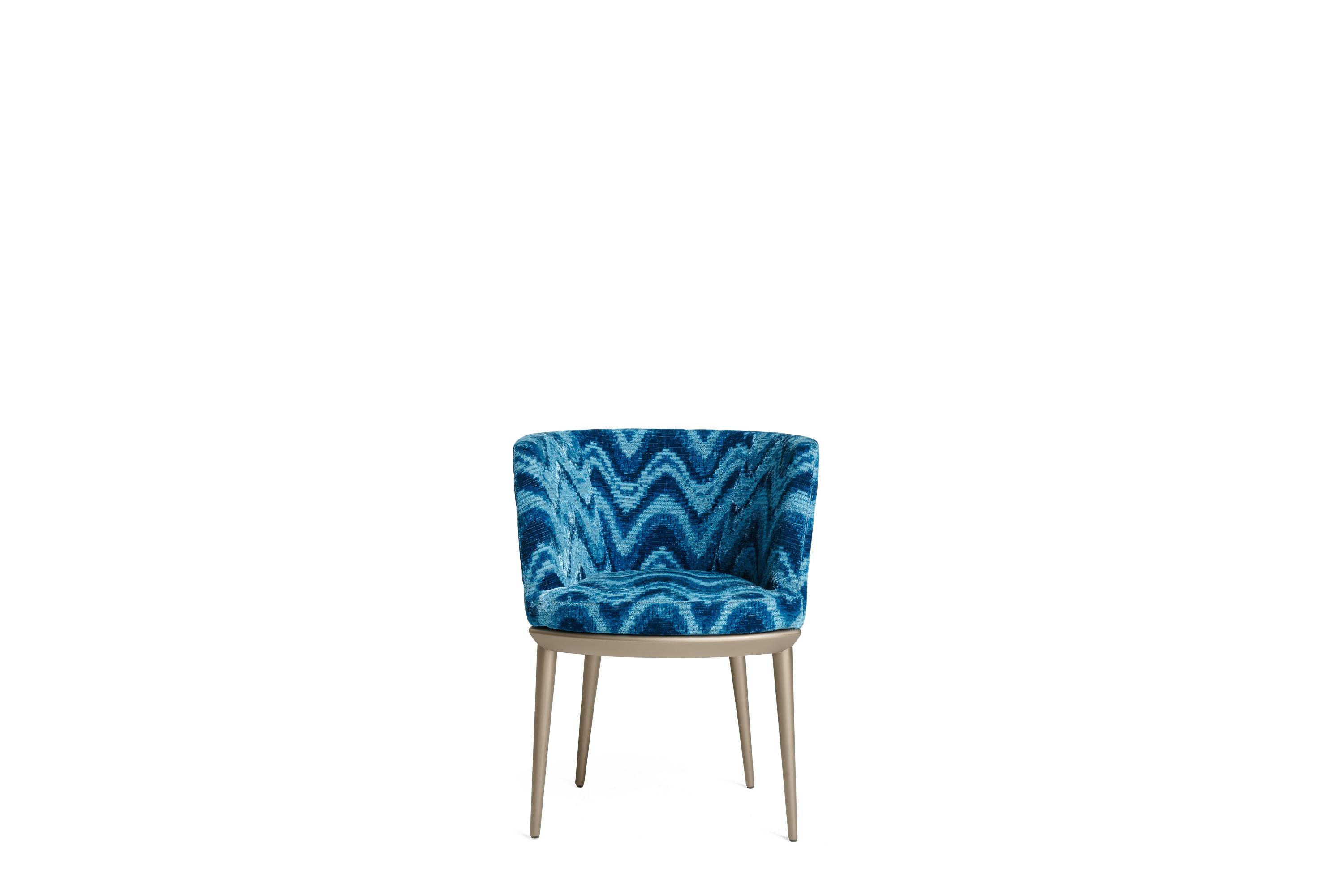 EHI_BARE_chair-with-armrests_T.BARCH02AFWBC_2023_01.jpg